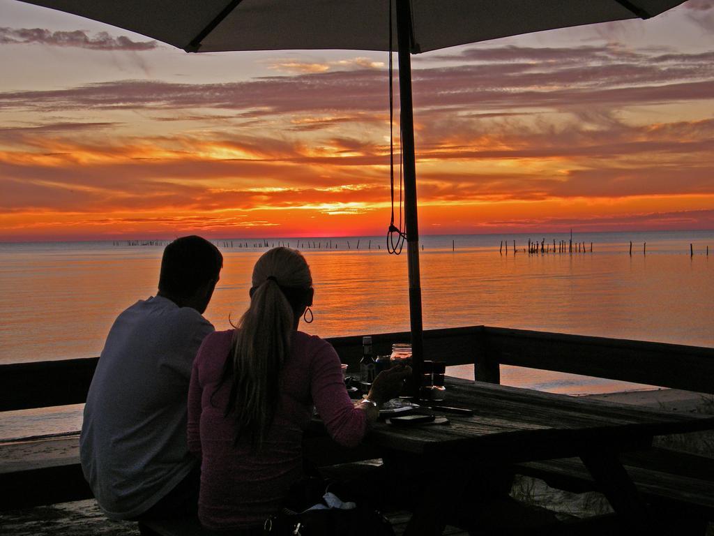 Sunset Beach Resort Cape Charles Exteriör bild