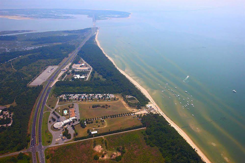 Sunset Beach Resort Cape Charles Exteriör bild